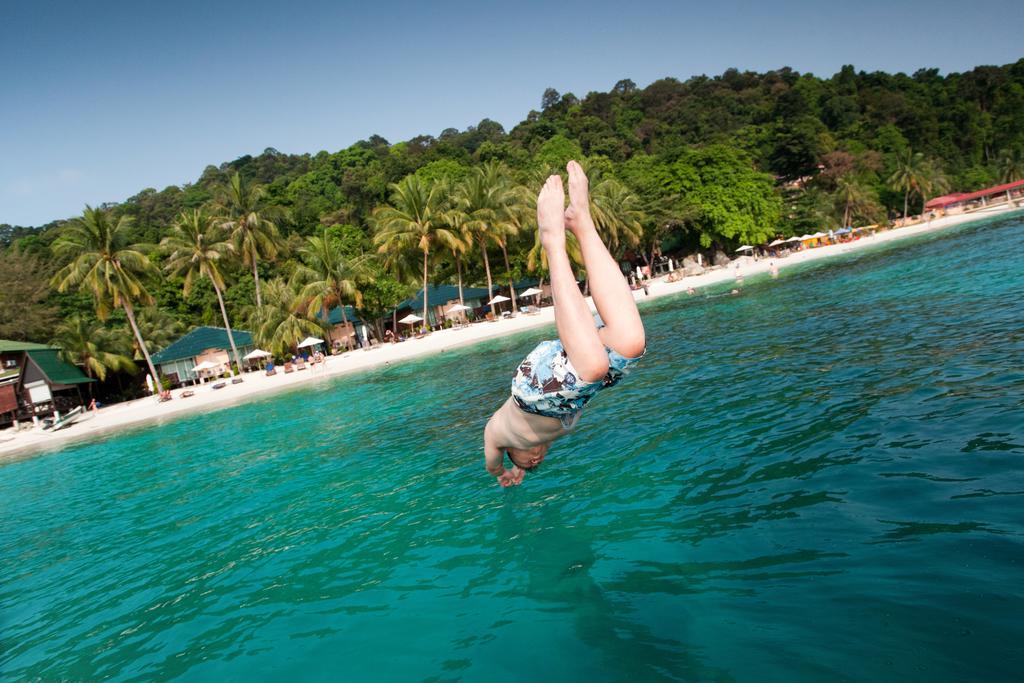 Tuna Bay Island Resort Kampong Pasir Hantu Eksteriør billede