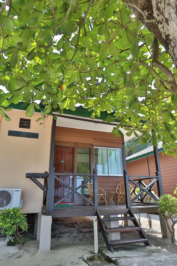 Tuna Bay Island Resort Kampong Pasir Hantu Eksteriør billede