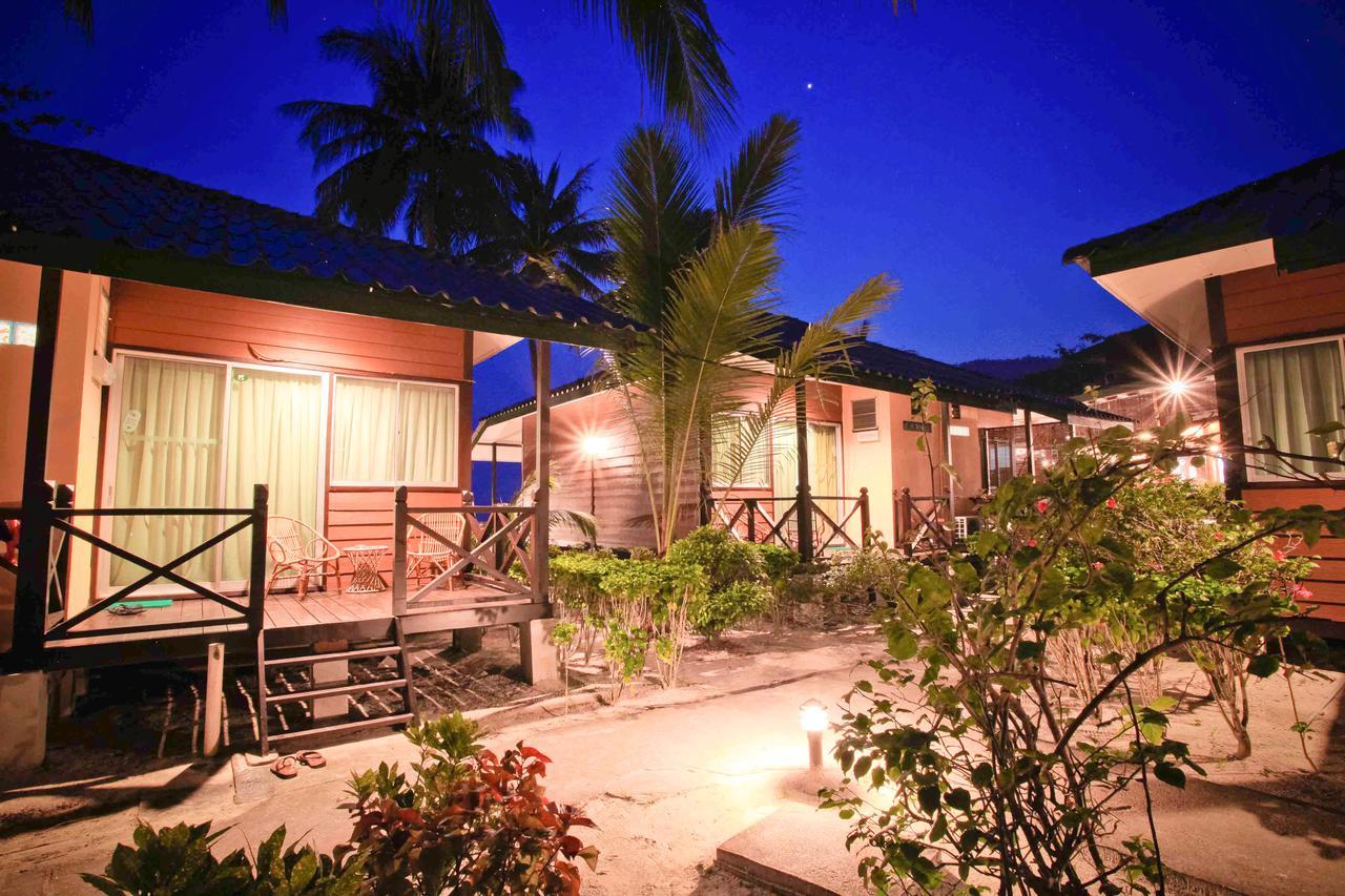 Tuna Bay Island Resort Kampong Pasir Hantu Eksteriør billede